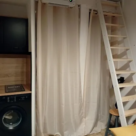 Apartament Climatise Avec Parking Prive Dans Les Hautes Vignes *