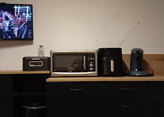 Climatise Avec Parking Prive Dans Les Hautes Vignes * Agde