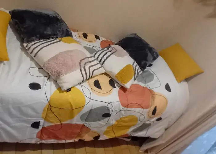 Climatise Avec Parking Prive Dans Les Hautes Vignes